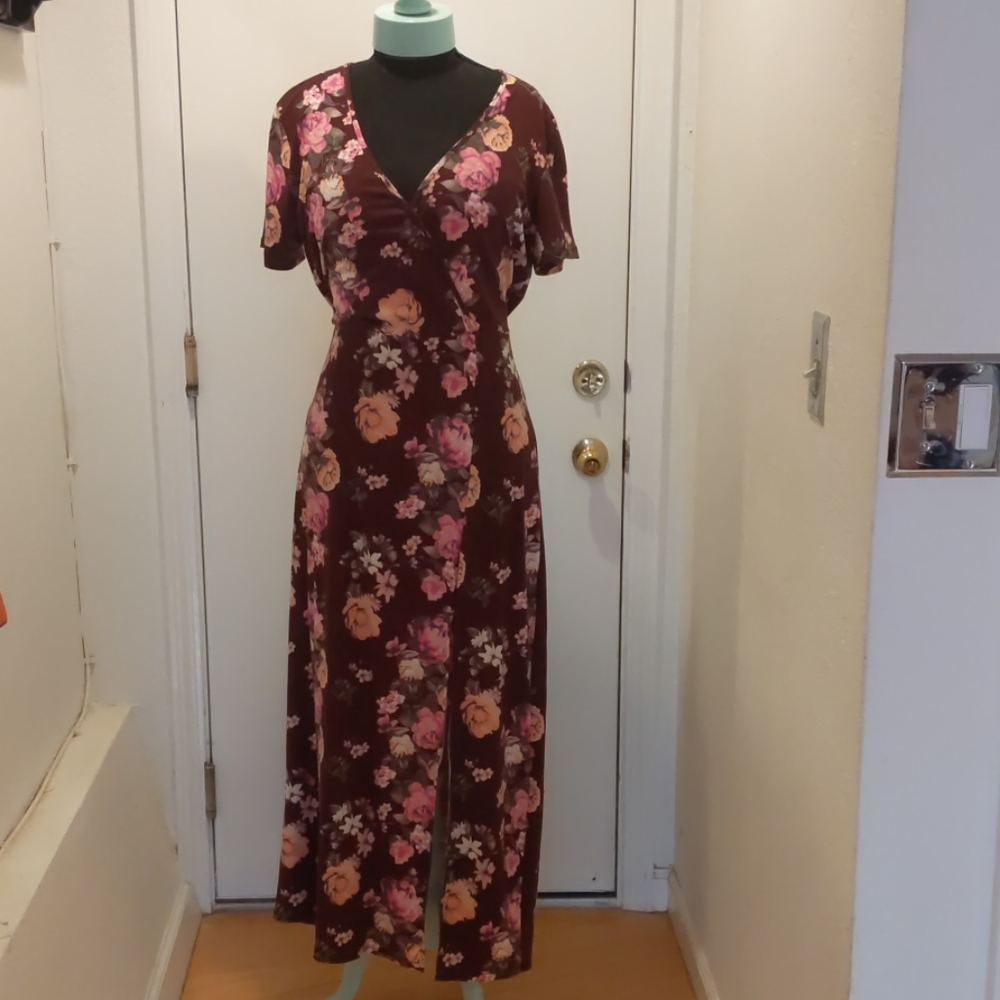 Burgundy floral maxi dress